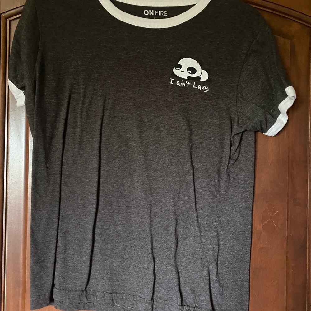 Womens short sleeve shirt